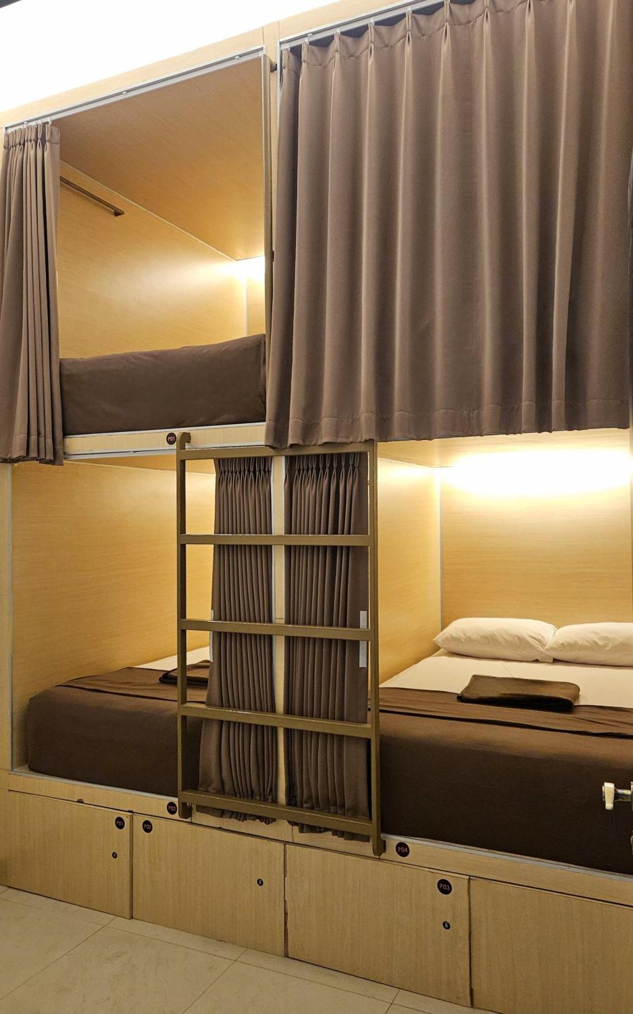 Fora Capsule Hostel Tuban Kuta Lombok Eksteriør bilde