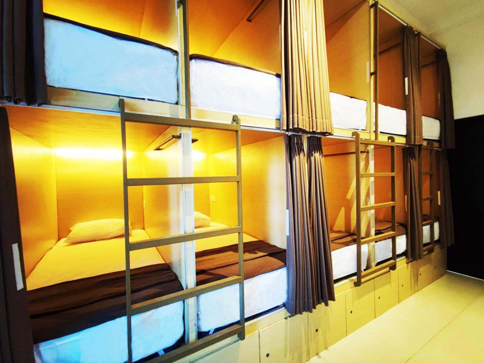 Fora Capsule Hostel Tuban Kuta Lombok Eksteriør bilde